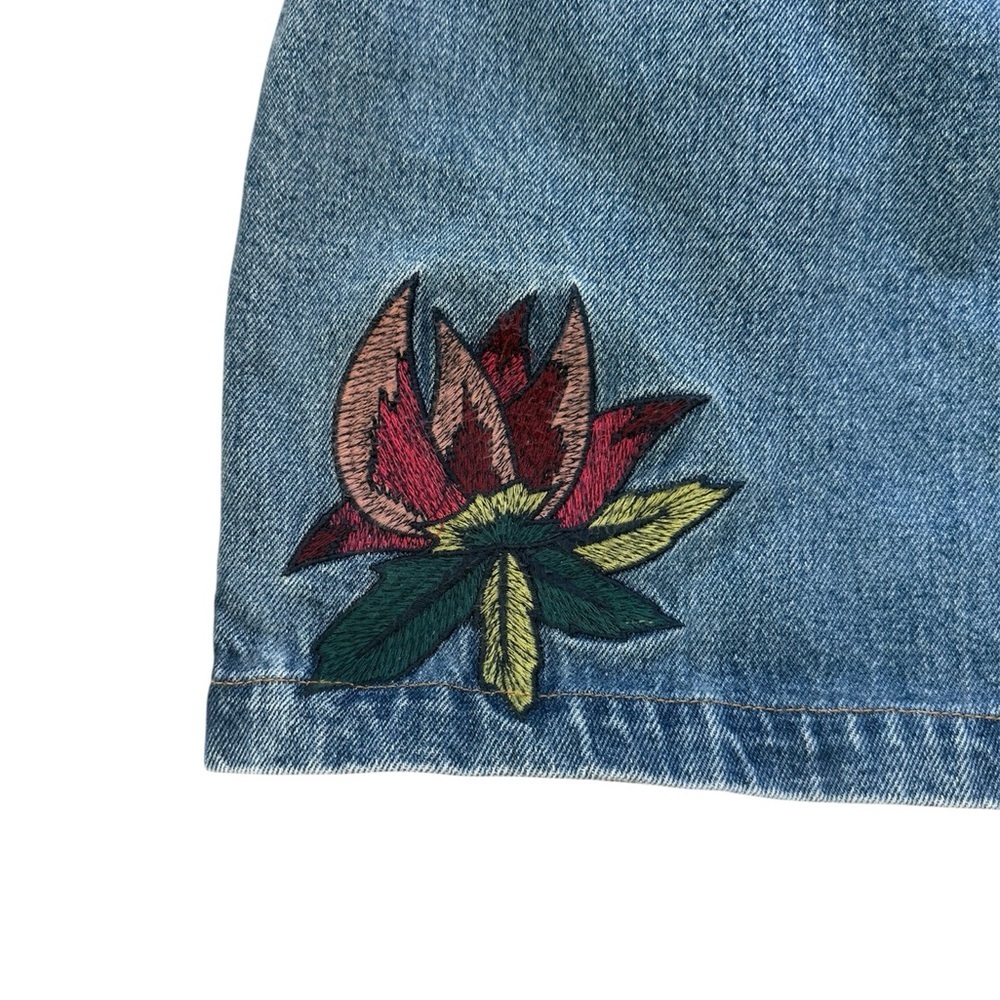 T.C. Elli’s Boutique Denim Mini Skirt with Embroidered Bird & Flowers - Picture 7 of 9
